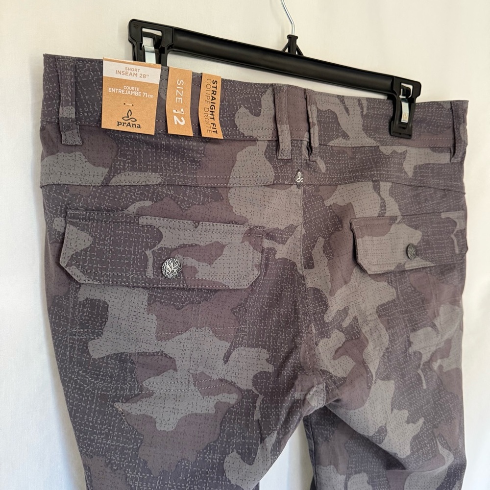 Prana Halle Women's Straight Leg Gray Camouflage Pants